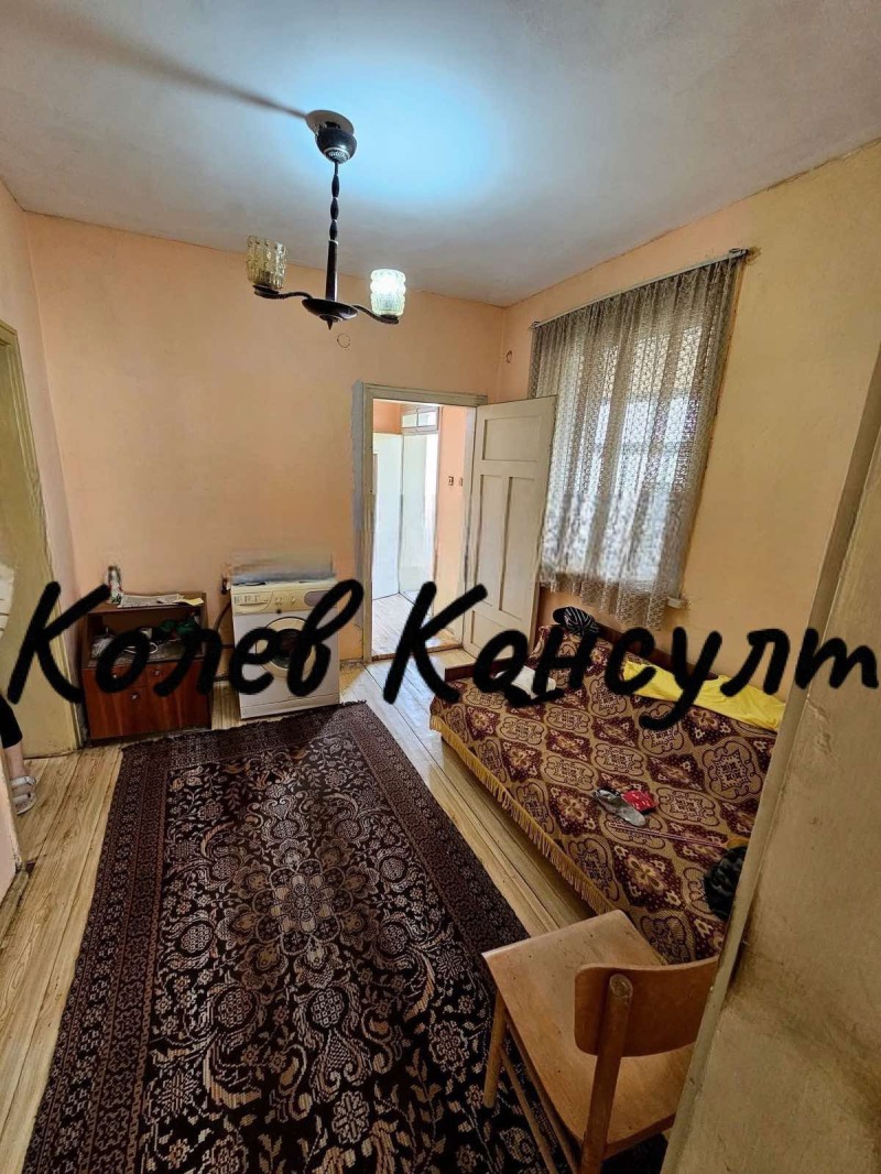 Продава КЪЩА в област Хасково, гр. Димитровград - 100 кв.м / 61 355.03 € » 120 000 лв., КОЛЕВ КОНСУЛТ