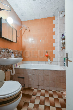 2 bedroom Hipodruma, Sofia 15