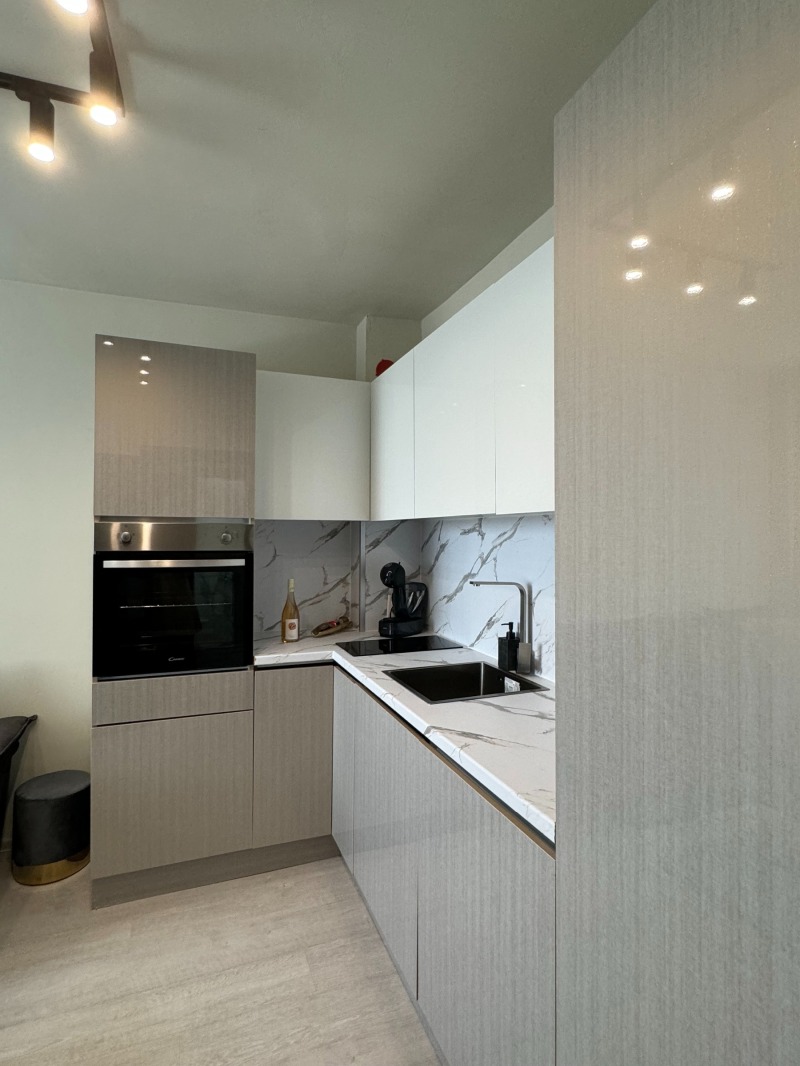 Продаја  1 спаваћа соба Софија , Центар , 41 м2 | 88838857 - слика [4]