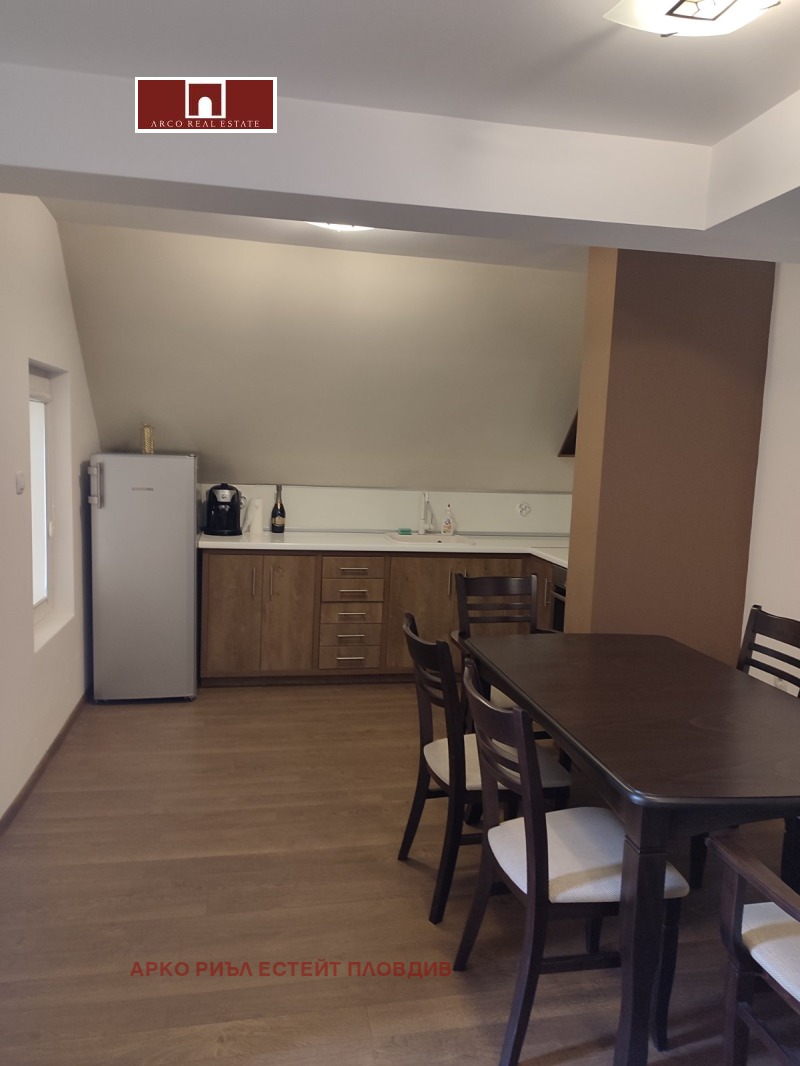 Продава 3-СТАЕН, гр. Пазарджик, Център, снимка 3 - Апартаменти - 53288476