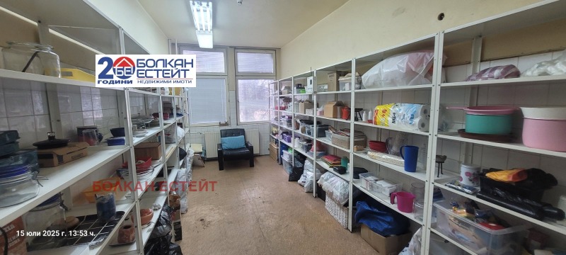In vendita  Ufficio Veliko Tarnovo , Promishlena zona - Zapad , 300 mq | 51827198 - Immagine [12]