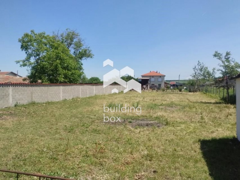 Eladó  Cselekmény régió Plovdiv , Izbeglii , 1096 négyzetméter | 98885983