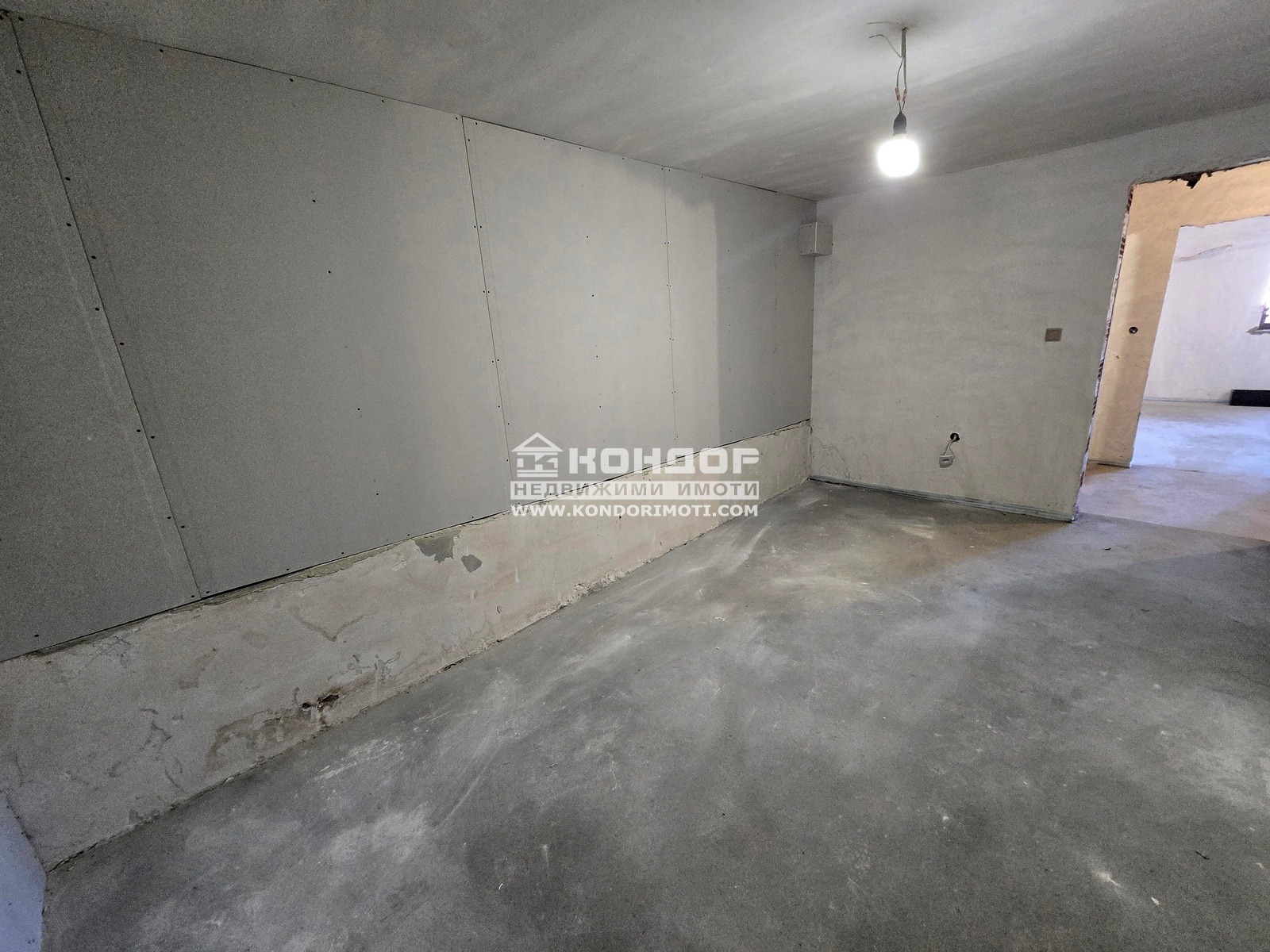 Продава 2-СТАЕН, гр. Пловдив, Център, снимка 6 - Апартаменти - 52612542