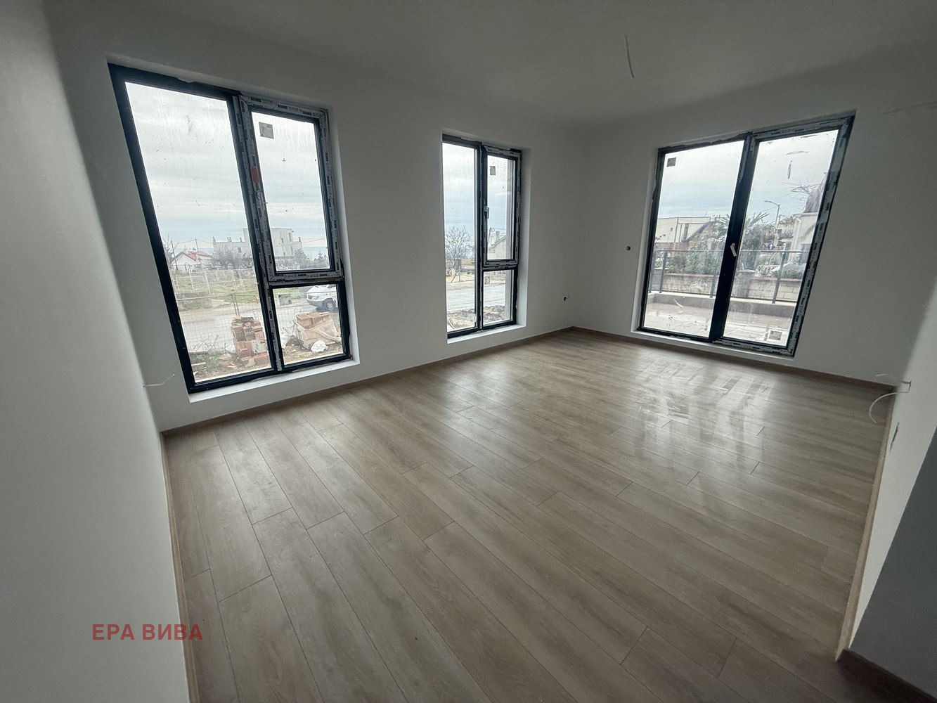 Продава 3-СТАЕН, гр. Варна, м-т Долна Трака, снимка 4 - Апартаменти - 55103690