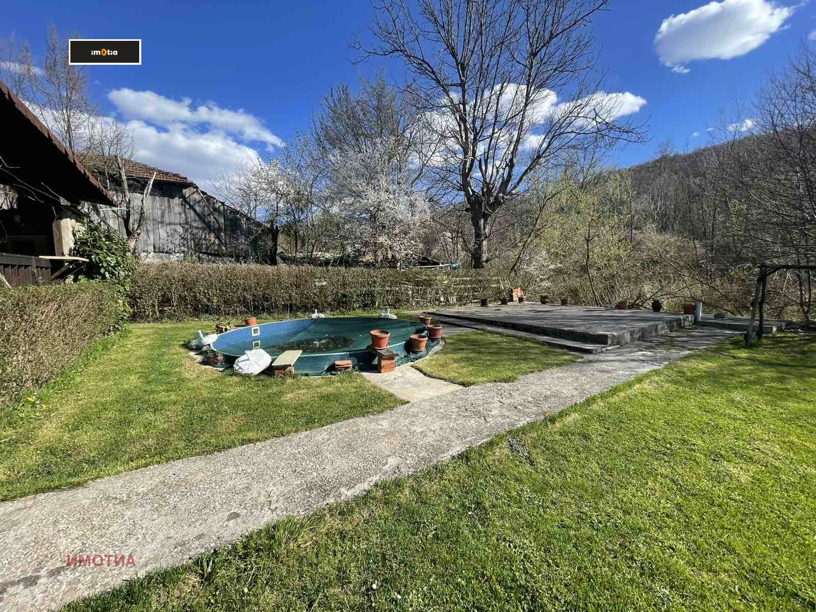 Продава КЪЩА, гр. Априлци, област Ловеч, снимка 3 - Къщи - 53121937