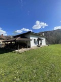 Продава КЪЩА, област Ловеч, гр. Априлци • 310000 € / 606307.30 лв. • 75887049 2