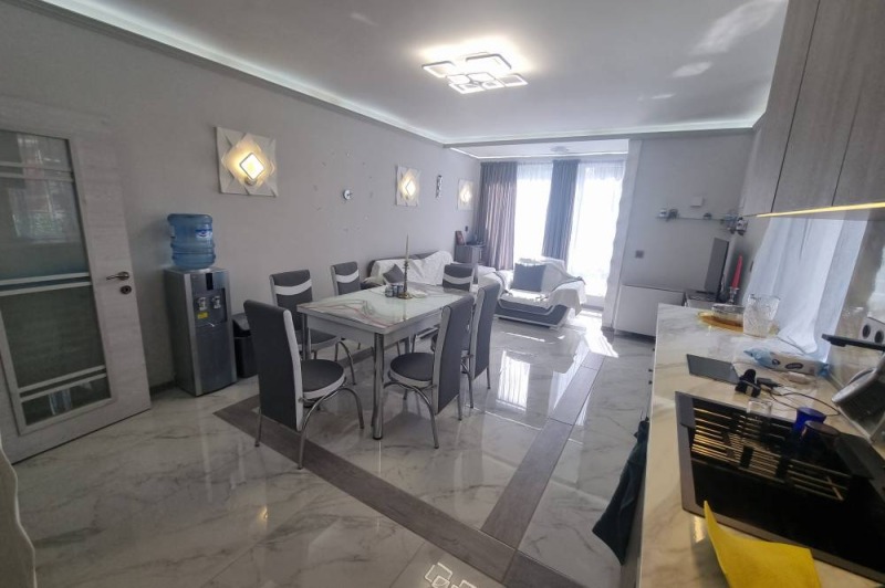 Till salu  1 sovrum Sofia , Pantjarevo , 66 kvm | 37741342 - bild [2]
