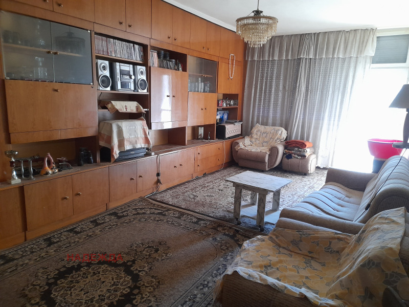 For Sale  3 bedroom Pleven , 9-ti kvartal , 122 sq.m | 22341405