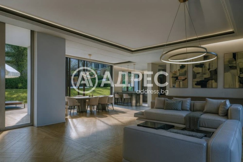 In vendita  Casa Sofia , v.z.Kinotsentara , 505 mq | 44780402 - Immagine [2]