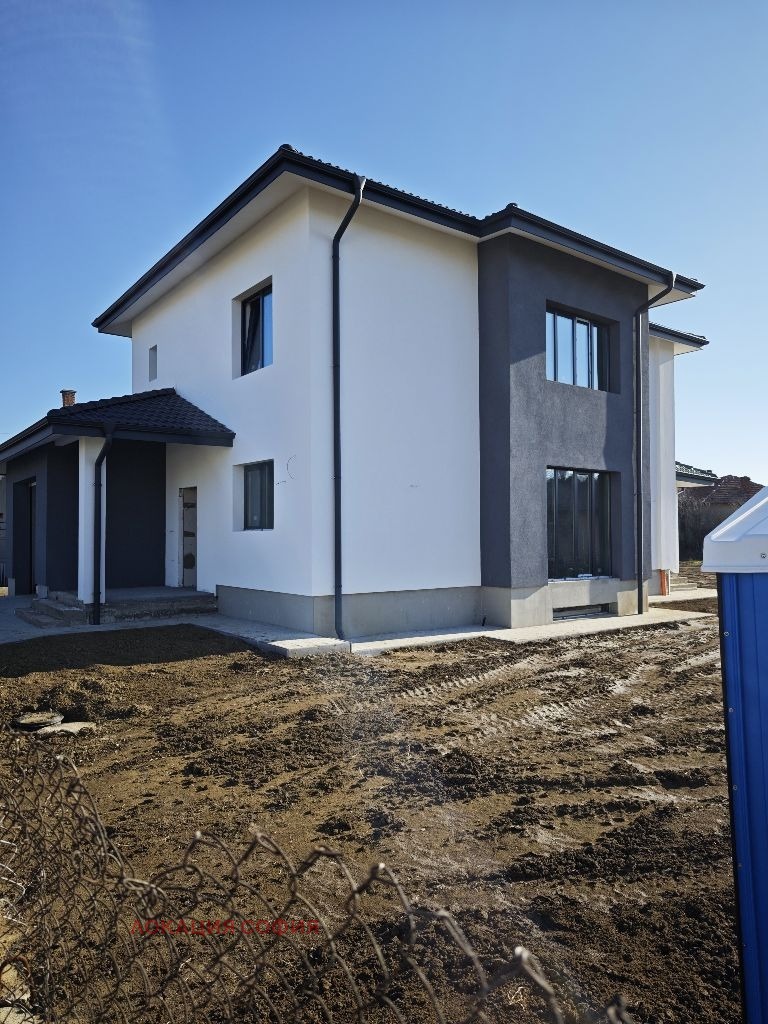 Продава КЪЩА, с. Петково, област София област, снимка 2 - Къщи - 52248753