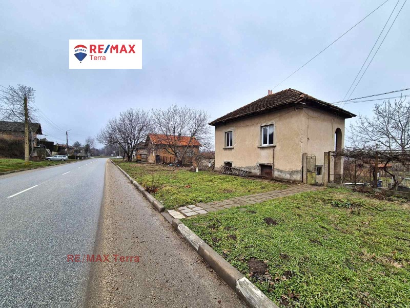 Продава КЪЩА, с. Брест, област Плевен