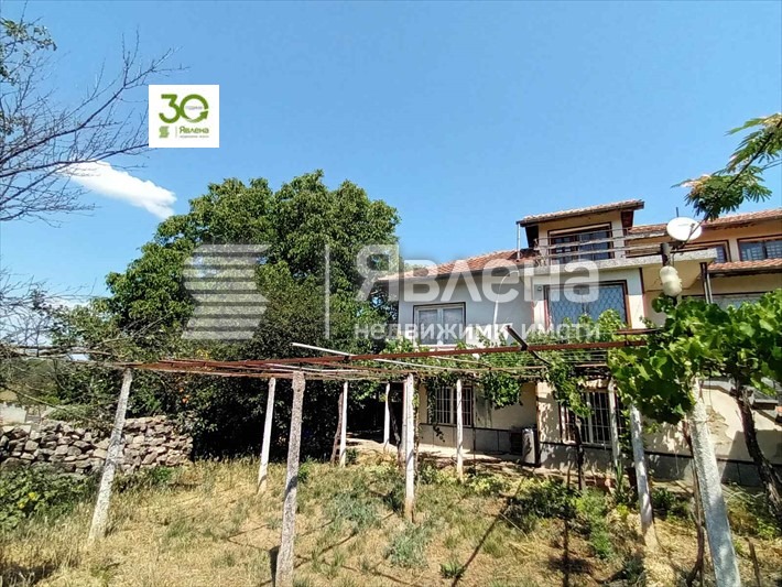 Продава КЪЩА, с. Ветрино, област Варна