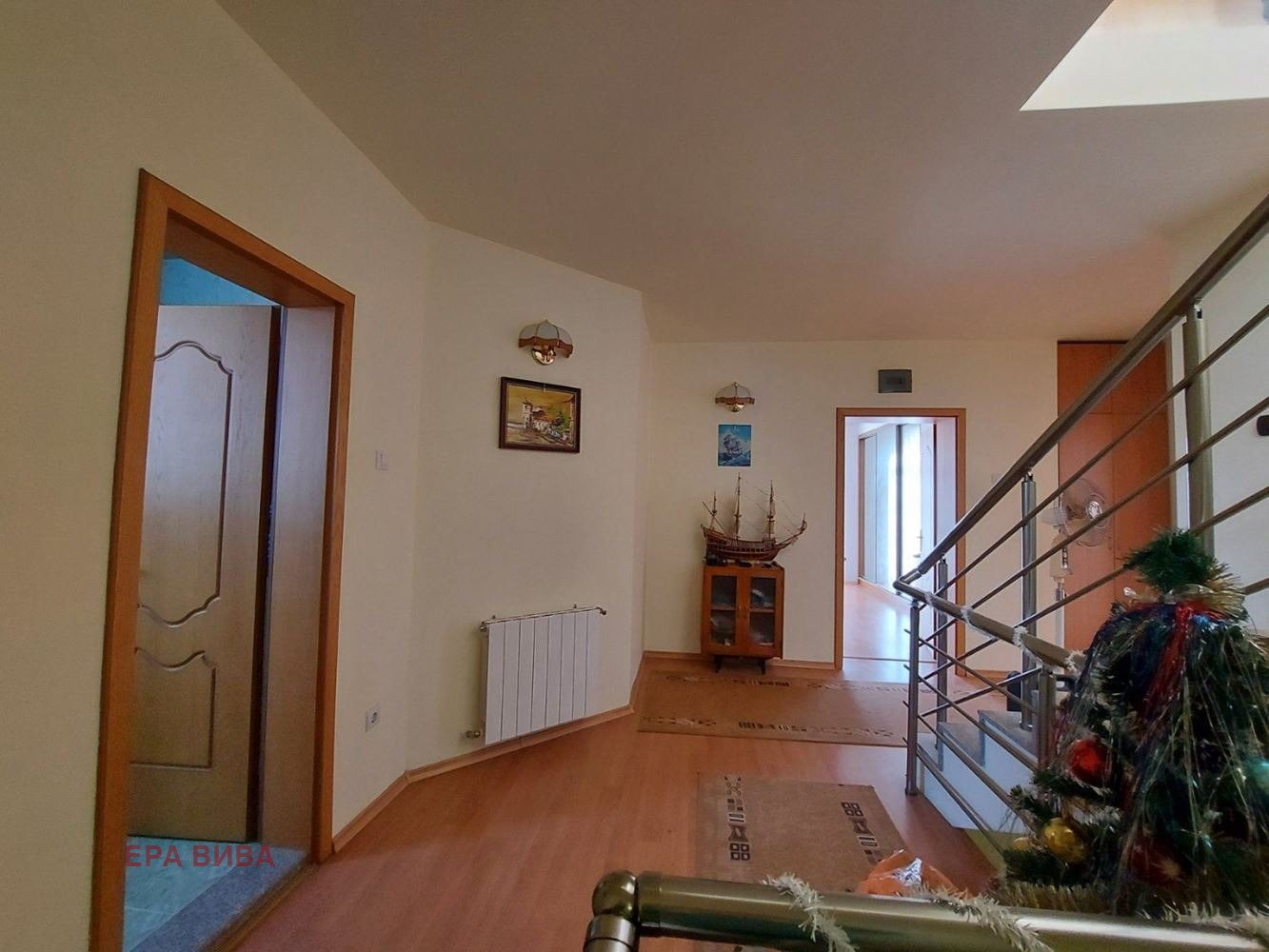 Продава КЪЩА, гр. Варна, м-т Боровец - север, снимка 8 - Къщи - 56533821