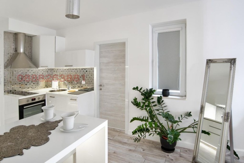 Na sprzedaż  1 sypialnia Plowdiw , Centar , 69 mkw | 49039560 - obraz [9]