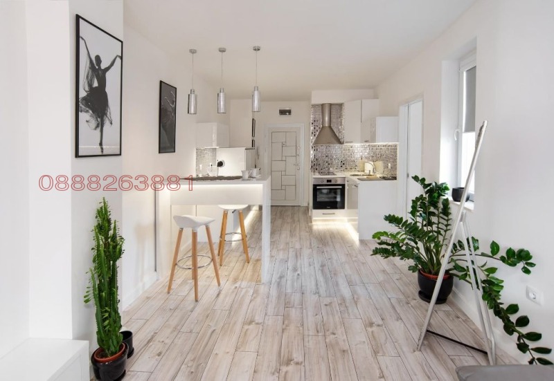 Na sprzedaż  1 sypialnia Plowdiw , Centar , 69 mkw | 49039560 - obraz [3]