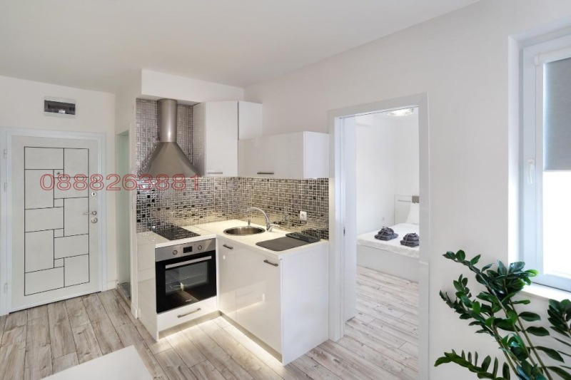 Na sprzedaż  1 sypialnia Plowdiw , Centar , 69 mkw | 49039560 - obraz [2]
