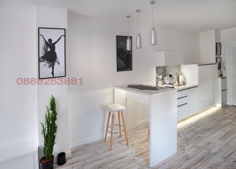 Na sprzedaż  1 sypialnia Plowdiw , Centar , 69 mkw | 49039560 - obraz [8]