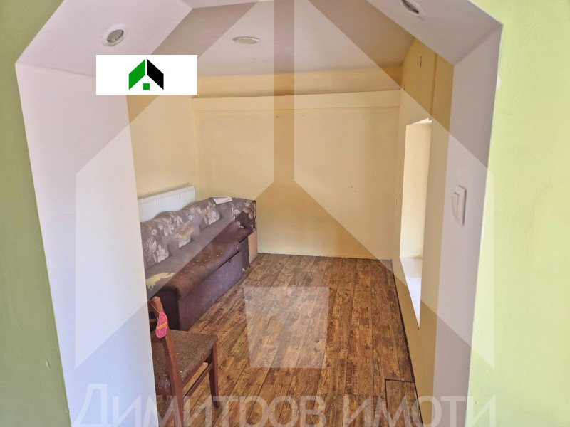 Продава  Етаж от къща област Шумен , гр. Нови пазар , 61 кв.м | 51851559 - изображение [12]