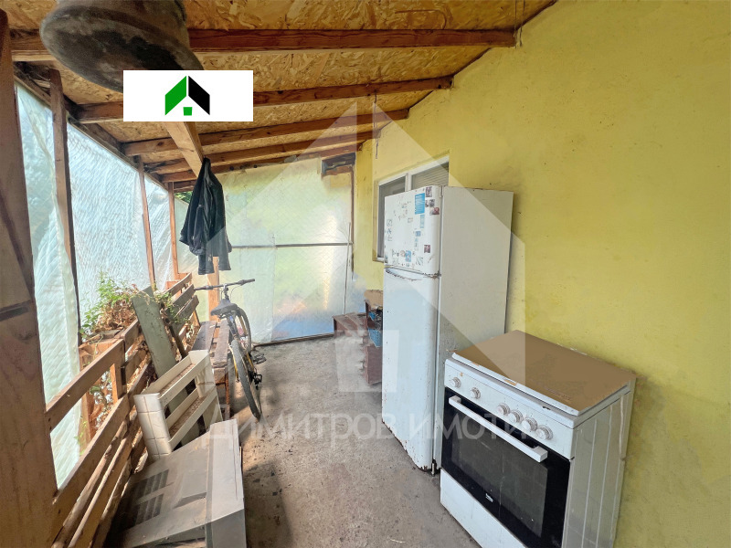 Продава  Етаж от къща област Шумен , гр. Нови пазар , 61 кв.м | 51851559 - изображение [11]