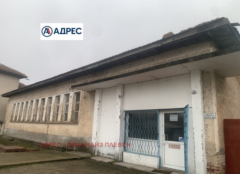 Продава СКЛАД, с. Горна Митрополия, област Плевен, снимка 2 - Складове - 53494970