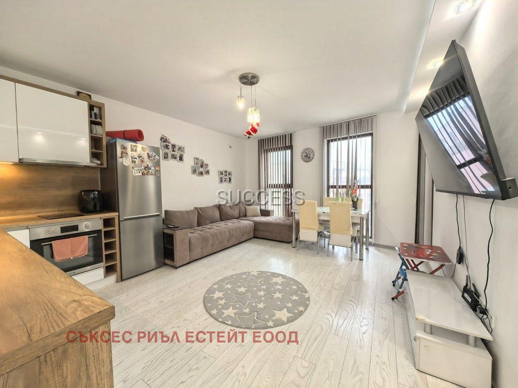 Продава 3-СТАЕН, гр. Варна, м-т Пчелина, снимка 2 - Апартаменти - 54077570