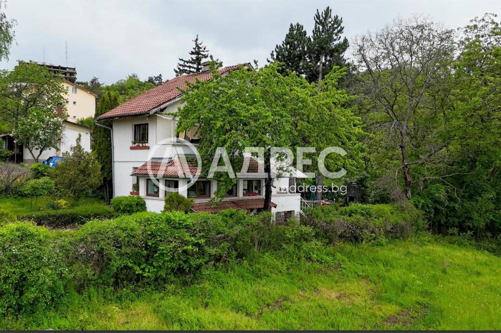 Продава КЪЩА, гр. София, Горна баня, снимка 2 - Къщи - 54564087