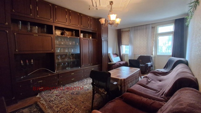 Продава 3-СТАЕН в град Видин, Химик - 104 кв.м / 110 000 € » 215 141.30 лв., ВИДИНСКИ ИМОТИ