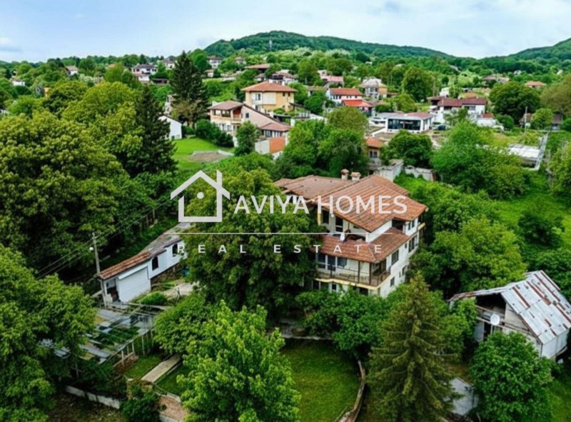 Продава КЪЩА в област Варна, с. Долище - 403 кв.м / 243 500 € » 476 244.61 лв., АВИЯ ХОУМС