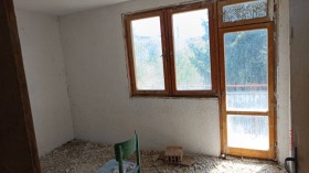 Hus Selishten dol, region Pernik 4