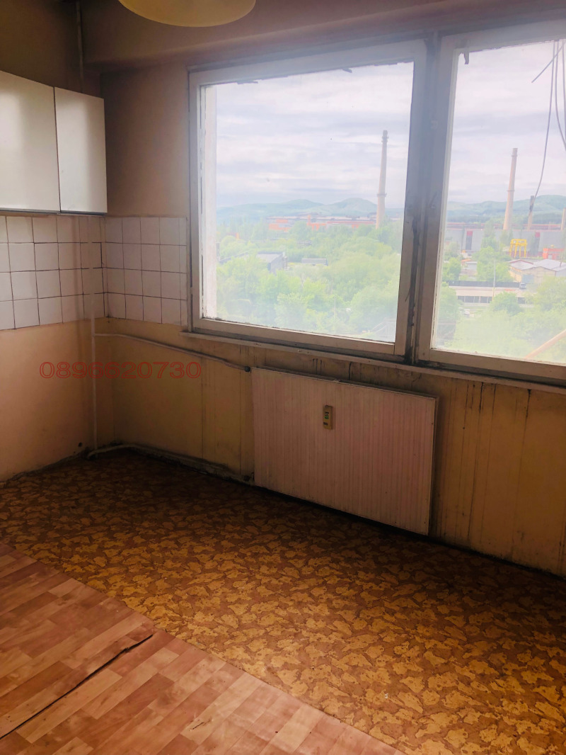 In vendita  Studio Pernik , Iztok , 46 mq | 54109942 - Immagine [3]