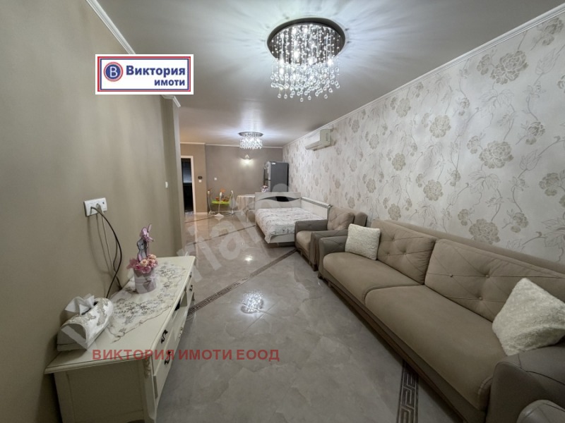 Продава 3-СТАЕН, гр. Велико Търново, Център, снимка 2 - Апартаменти - 52812757