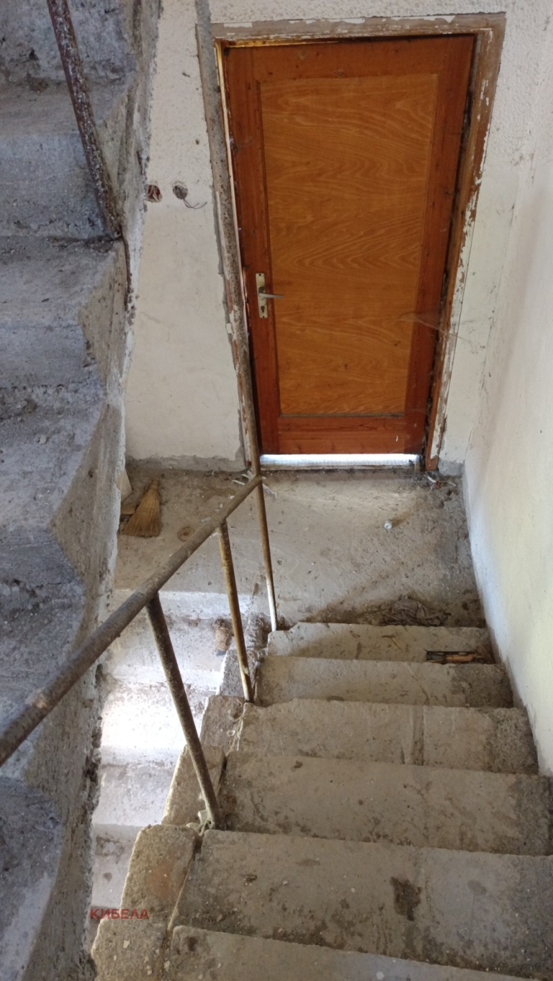 Προς πώληση  σπίτι περιοχή Πέρνικ , Σελητστεν δολ , 160 τ.μ | 80390057 - εικόνα [8]