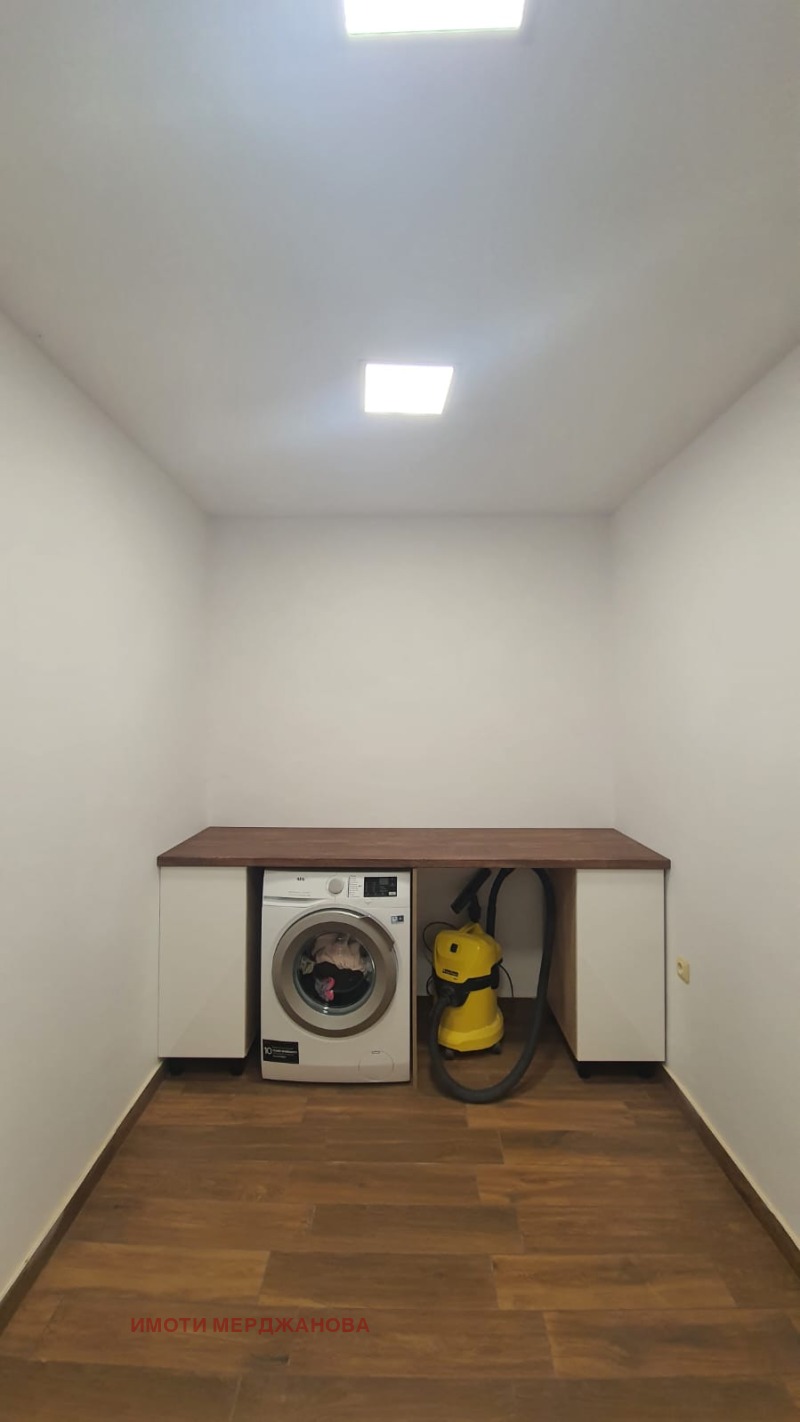 Продава КЪЩА, с. Средно село, област Варна, снимка 11 - Къщи - 53271383