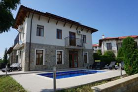 Villa k.k. Slanchev briag, regione Burgas 1