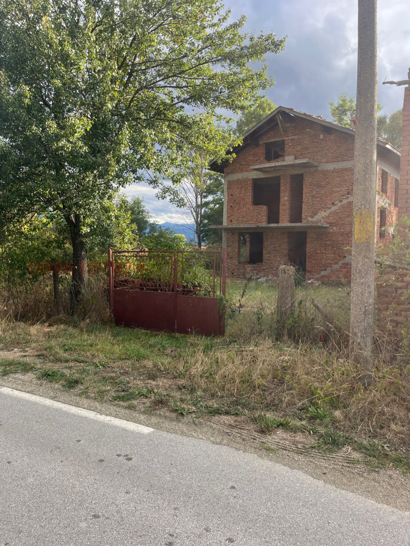 Продава КЪЩА, с. Злокучене, област София област, снимка 3 - Къщи - 52919431