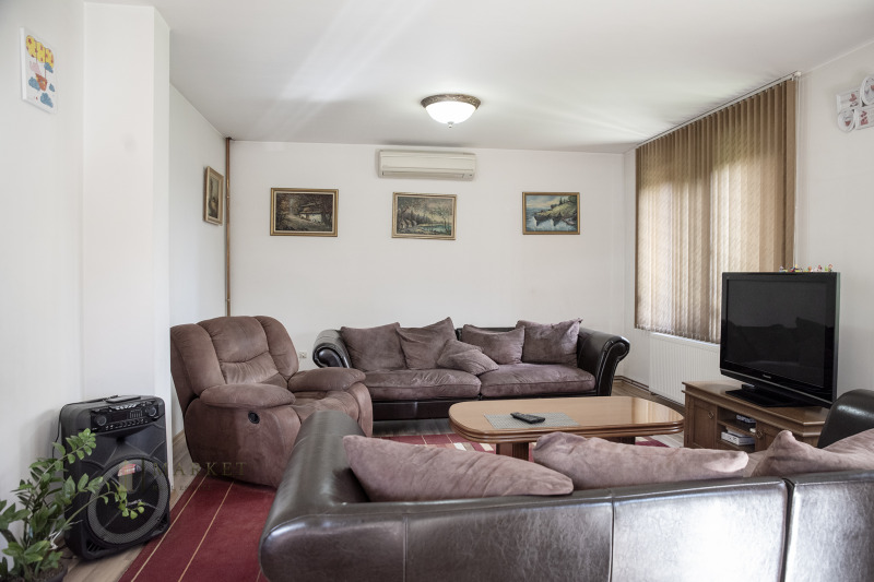 Продава КЪЩА, гр. Пловдив, Остромила, снимка 4 - Къщи - 52512671