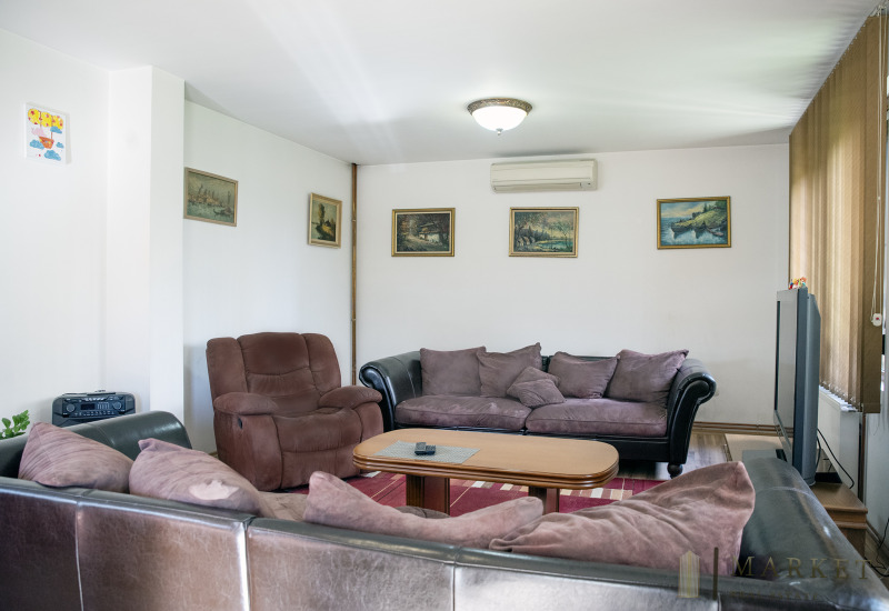 Продава КЪЩА, гр. Пловдив, Остромила, снимка 5 - Къщи - 52512671