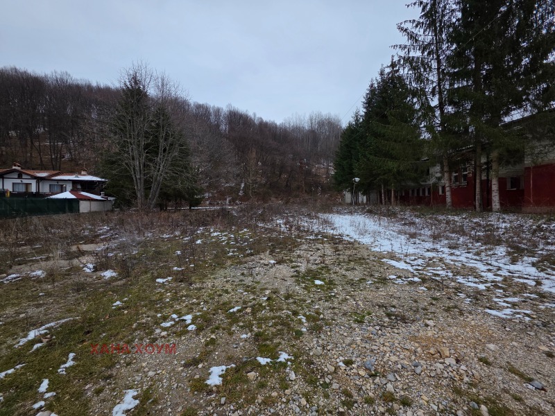 Продава ХОТЕЛ, гр. Априлци, област Ловеч, снимка 2 - Хотели - 53189740