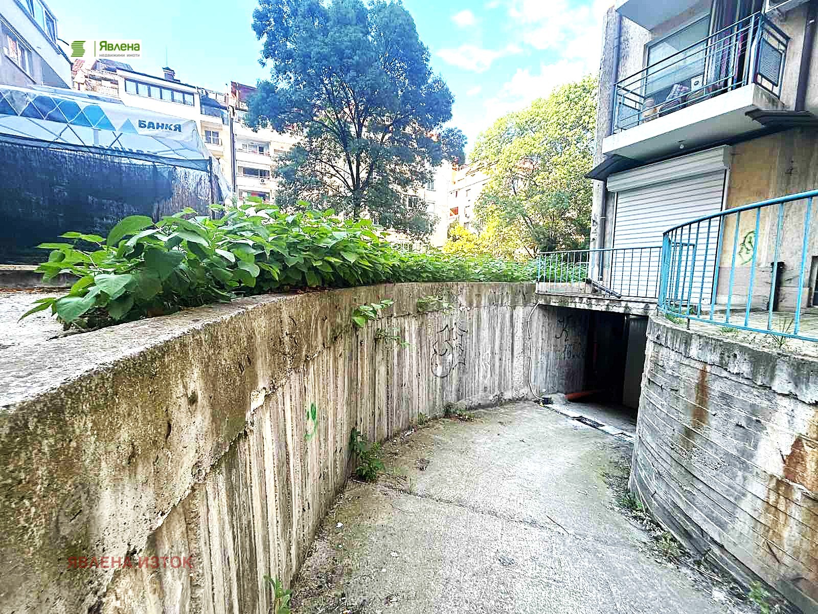 Продава ГАРАЖ, ПАРКОМЯСТО, гр. София, Разсадника, снимка 3 - Гаражи и паркоместа - 56115451