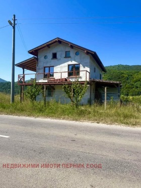 House Tran, region Pernik 2