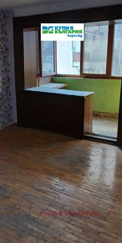 Продава  2-стаен град Варна , Зимно кино Тракия , 64 кв.м | 74715856