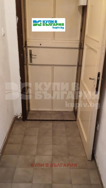 Продава 2-СТАЕН, гр. Варна, Зимно кино Тракия, снимка 7 - Aпартаменти - 48865166