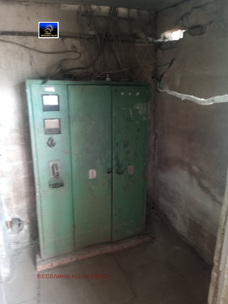 Продава  Пром. помещение град Добрич , Промишлена зона - Север , 1050 кв.м | 66891589 - изображение [4]