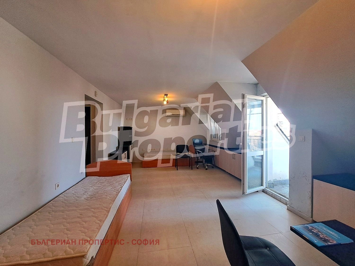 Продава 1-СТАЕН, гр. София, Банишора, снимка 2 - Апартаменти - 53765000