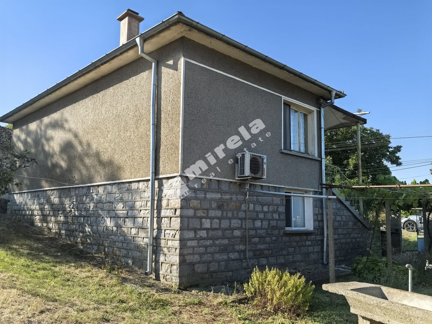 Продава КЪЩА, с. Кукорево, област Ямбол, снимка 2 - Къщи - 55636619