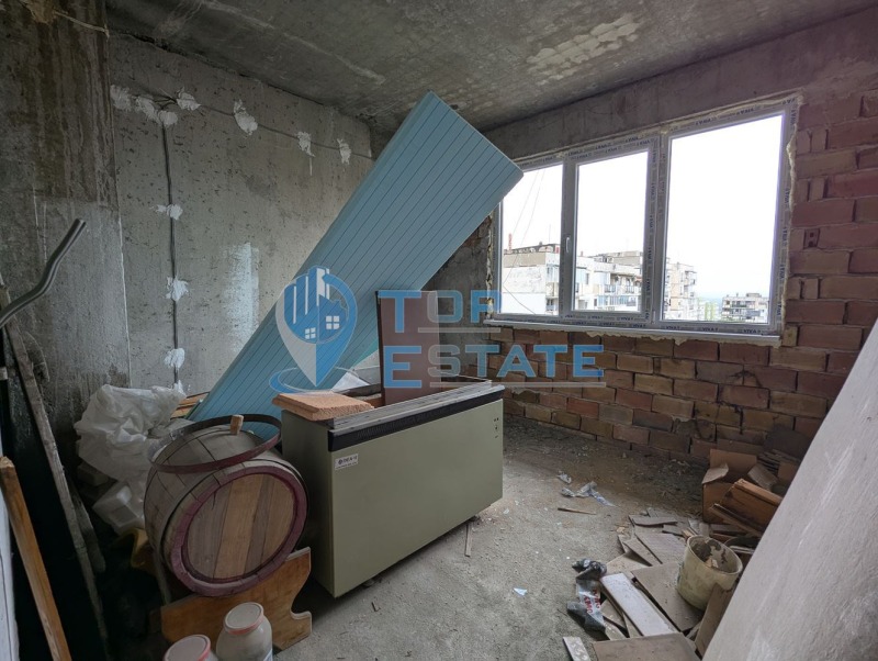 Продава МНОГОСТАЕН, гр. Горна Оряховица, област Велико Търново, снимка 2 - Апартаменти - 50069224