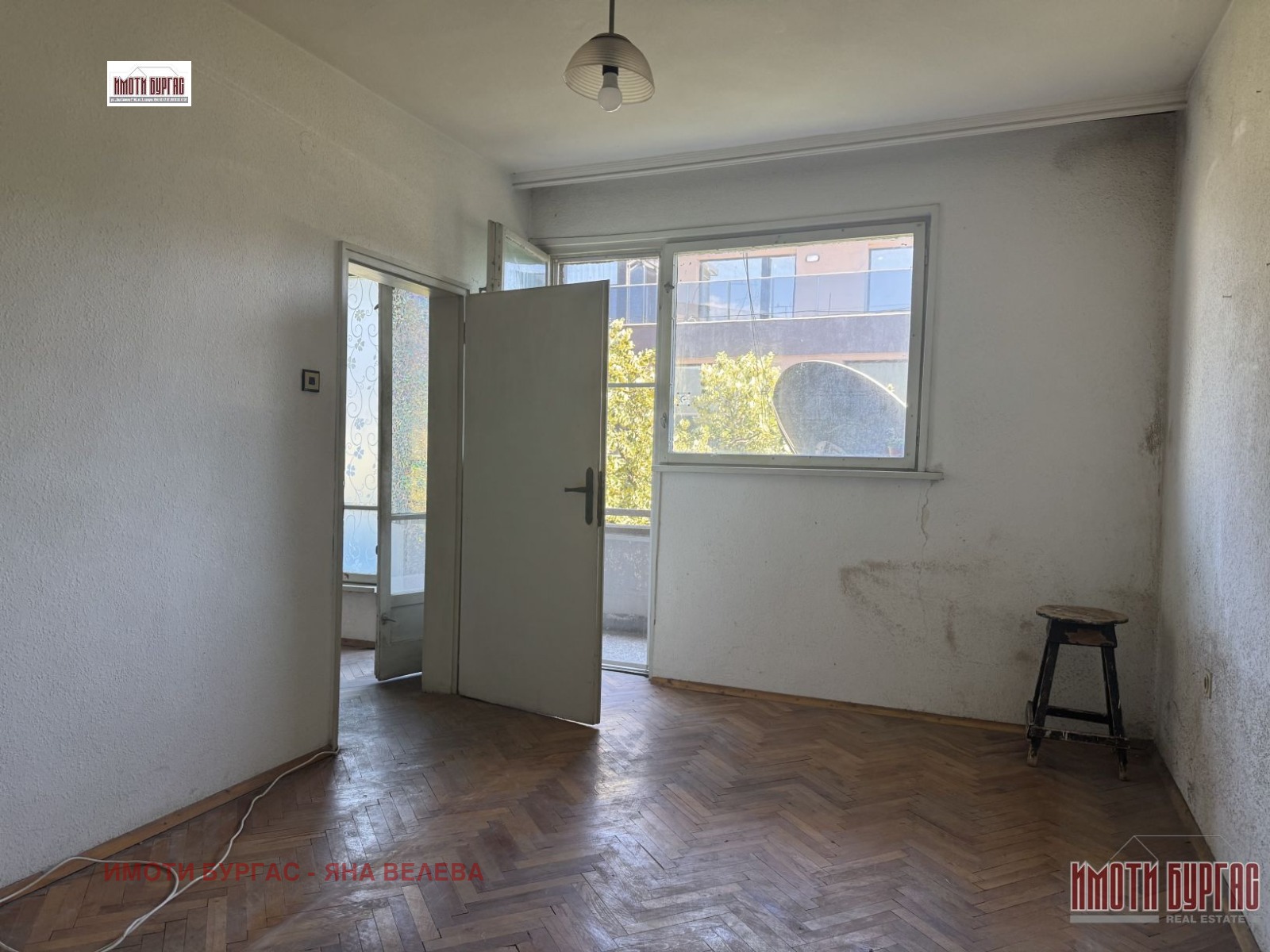 Продава 2-СТАЕН, гр. Бургас, Център, снимка 3 - Апартаменти - 55013659