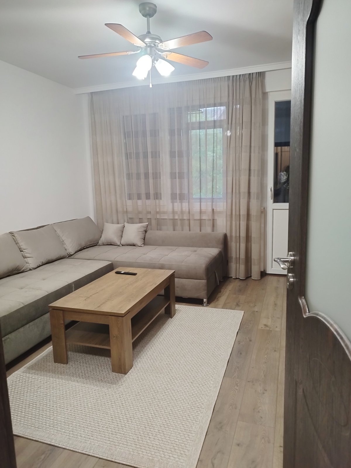 Продава 2-СТАЕН, гр. Стара Загора, Център, снимка 3 - Апартаменти - 56609526