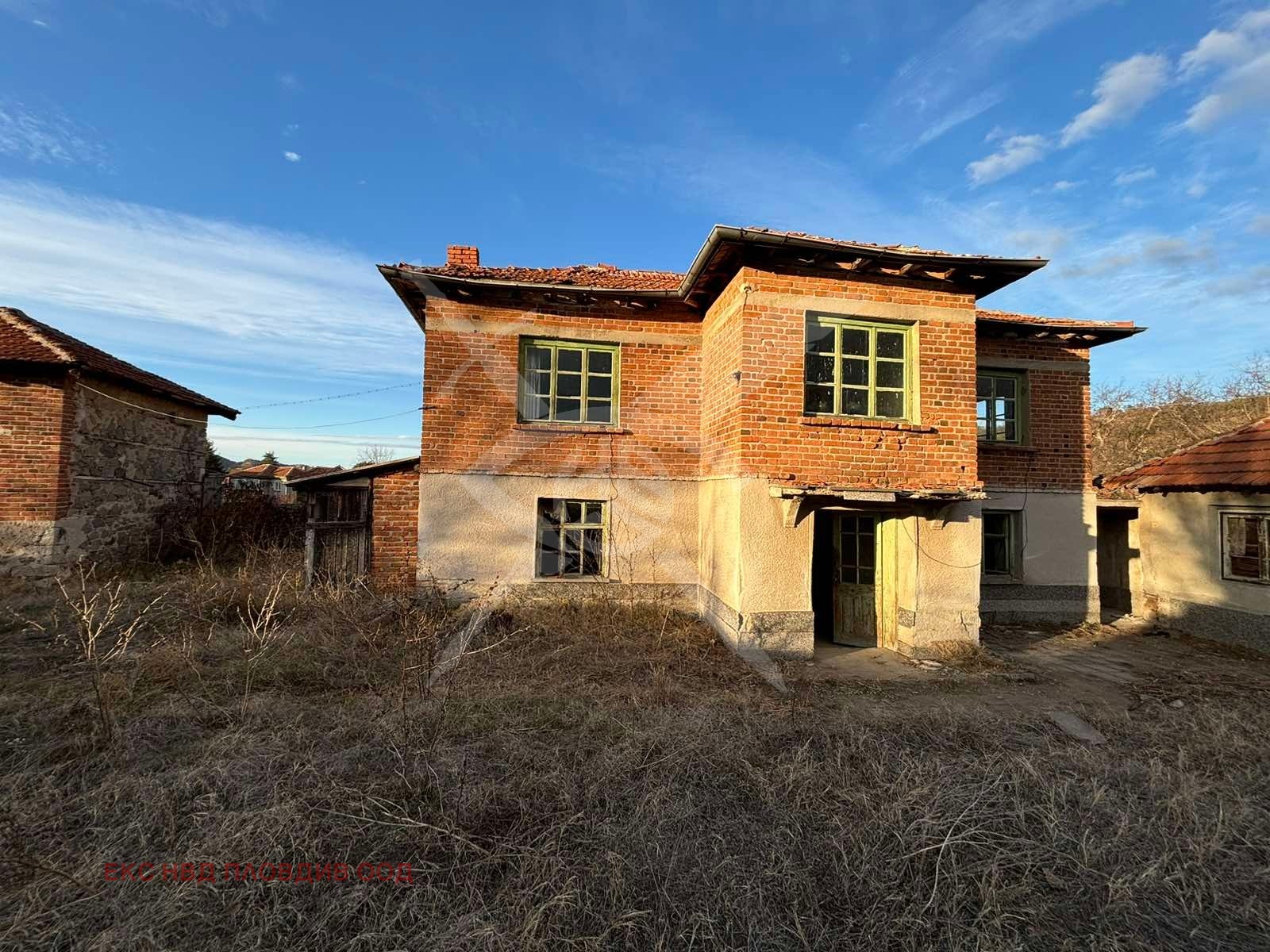 Продава КЪЩА, с. Искра, област Пловдив, снимка 8 - Къщи - 54628391