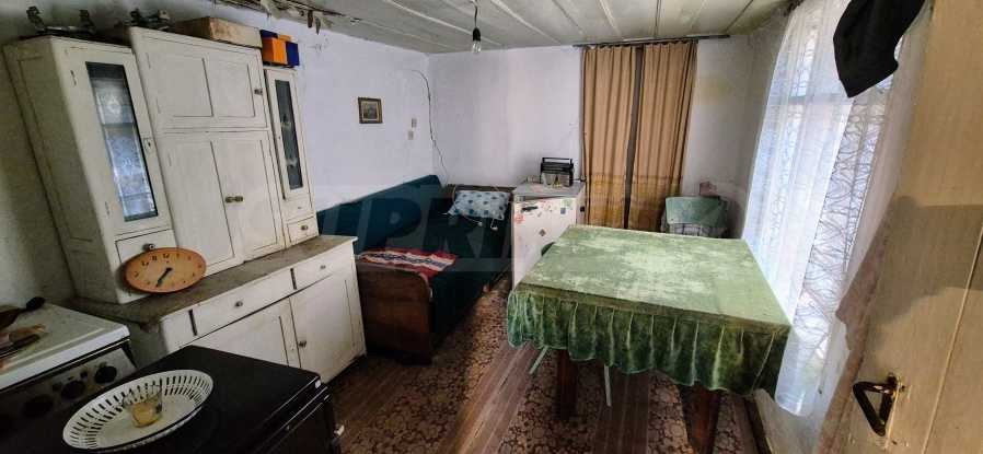 Продава КЪЩА, гр. Павликени, област Велико Търново, снимка 14 - Къщи - 54788611